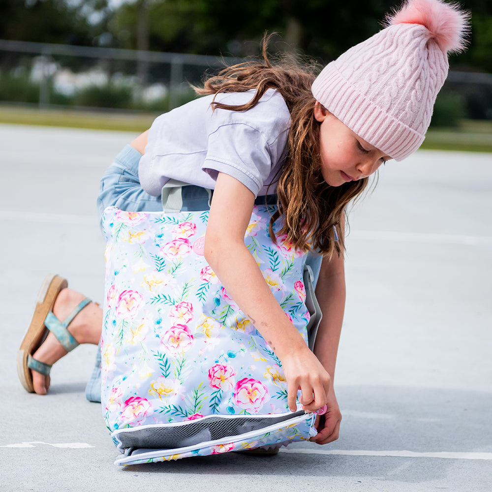 CAMELLIA TOTEPACK