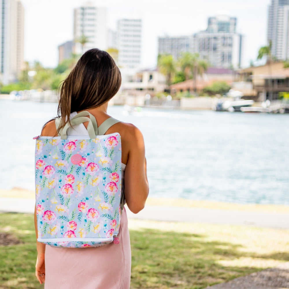Little Renegade Totepack showing another carry or storage option