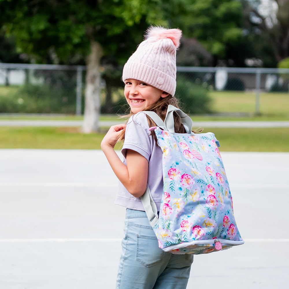 CAMELLIA TOTEPACK