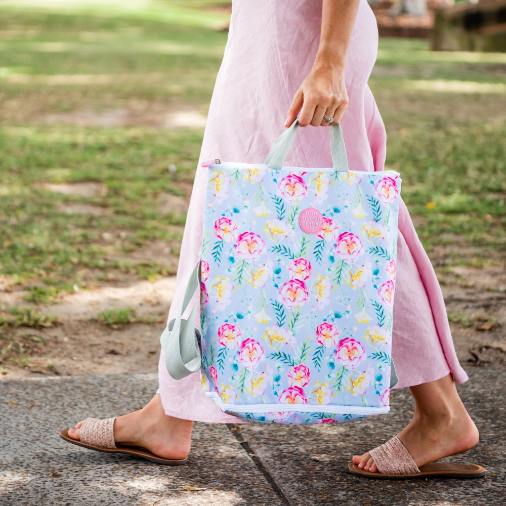 CAMELLIA TOTEPACK