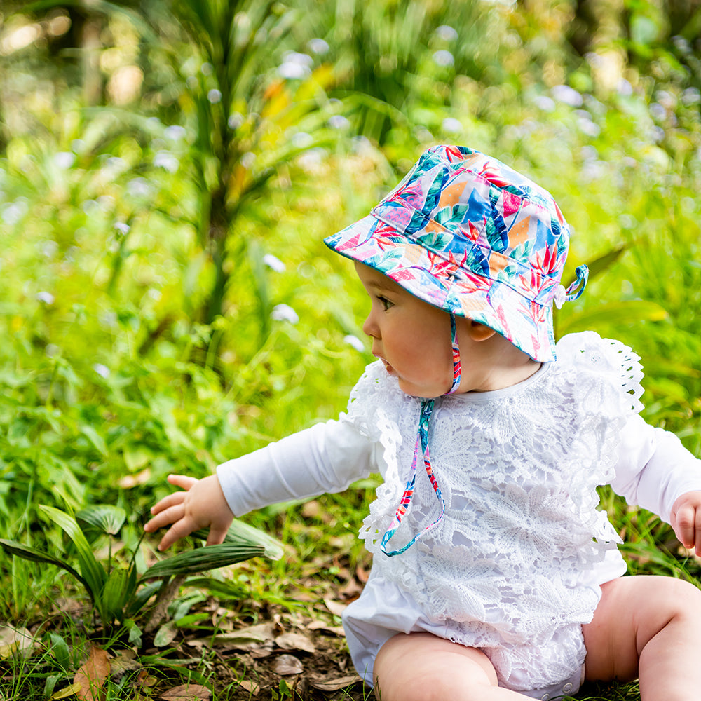 PARADISE REVERSIBLE BUCKET HAT - 3 Sizes