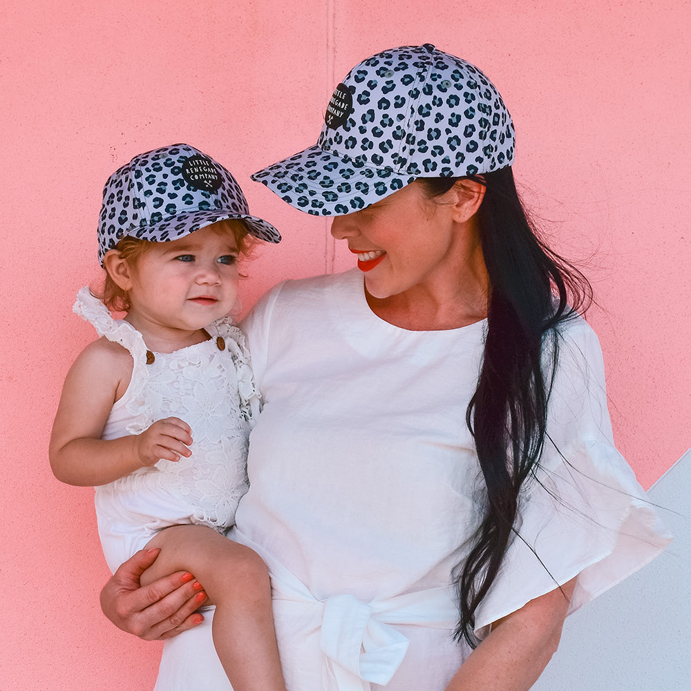Snow Leopard Baseball Cap
